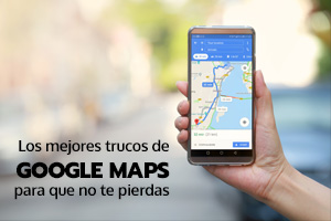 Un teléfono móvil con la aplicación de Google Maps abierta